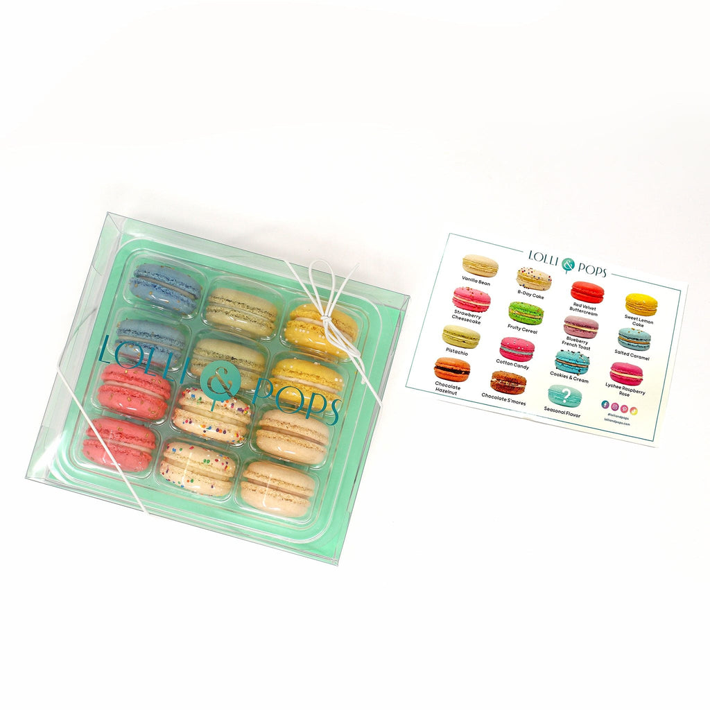 https://www.lolliandpops.com/cdn/shop/files/lolli-pops-dessert-case-classic-set-12-piece-macaron-box-34173764305096_1024x1024.jpg?v=1698891306